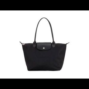 Longchamp Le Pliage Medium Black Tote